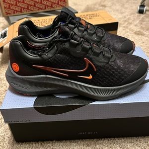 Nike Zoom Winflo Size 10.5